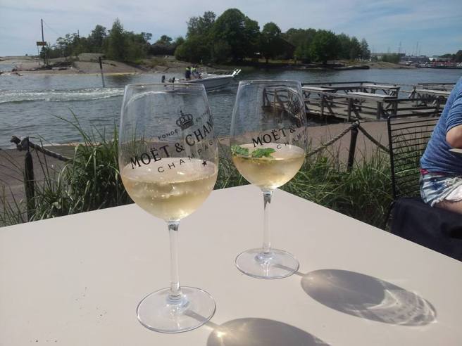 Mattolaituri and this lovely view is by the sea at the Kaivopuisto Area