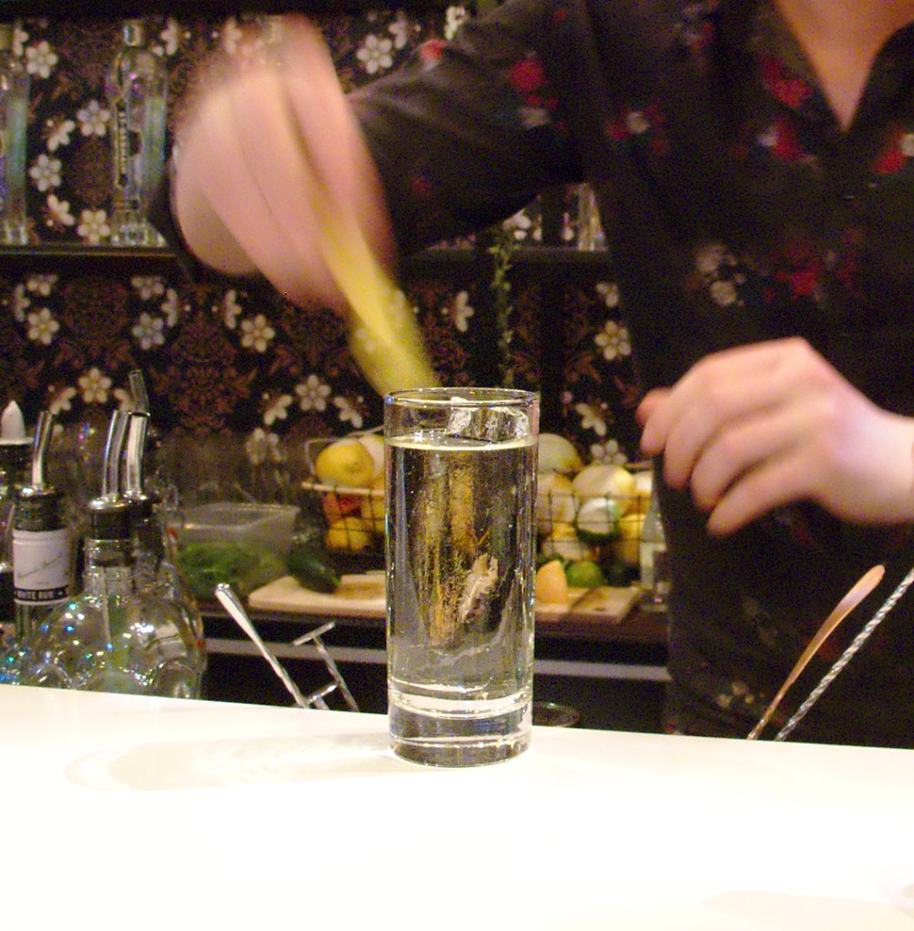 Helsinki Drink Festival - St-Germain Spritz valmistumassa. Kuva: Ideal Helsinki.