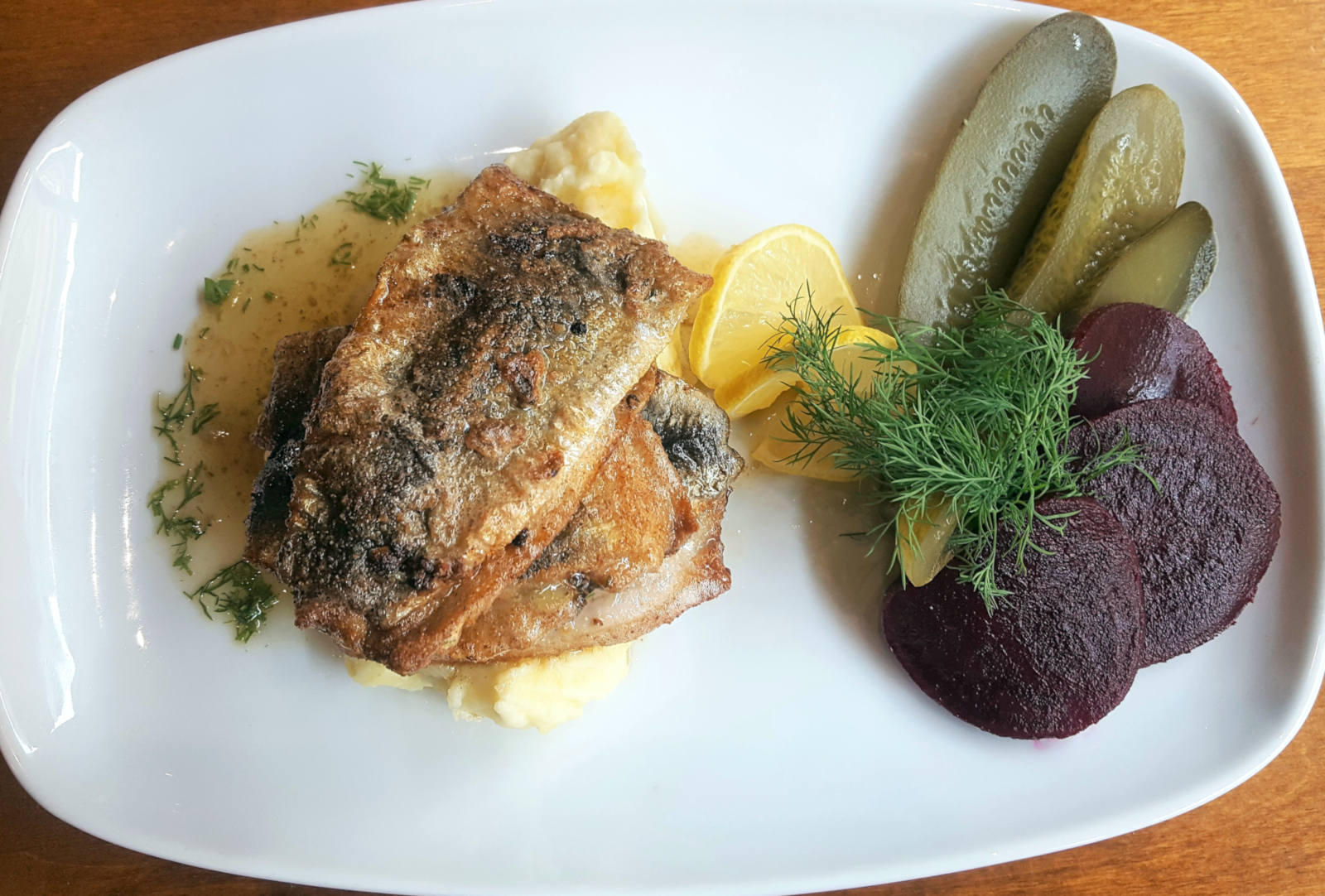 Fried Herrings at Kannas.